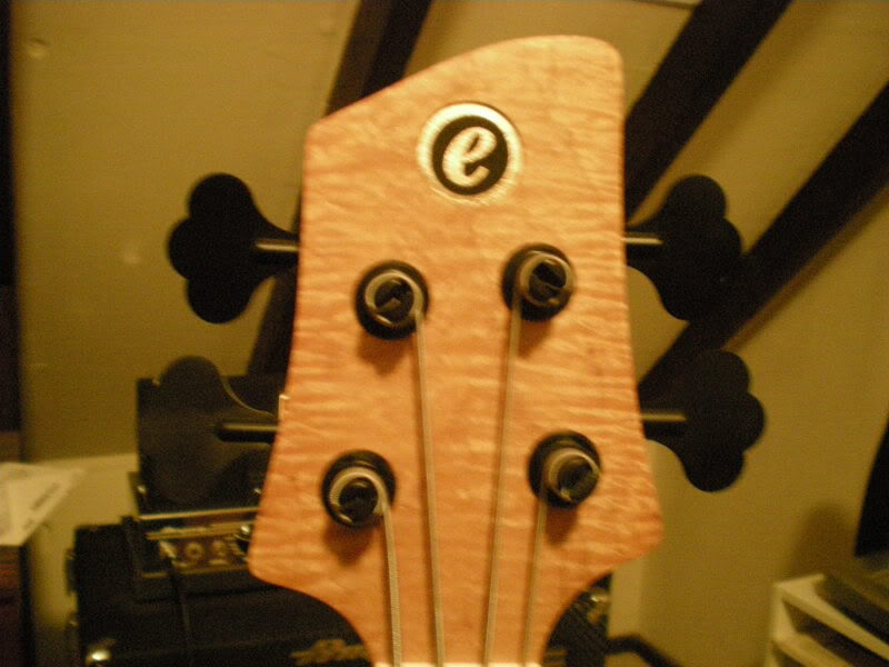 002-1.jpg