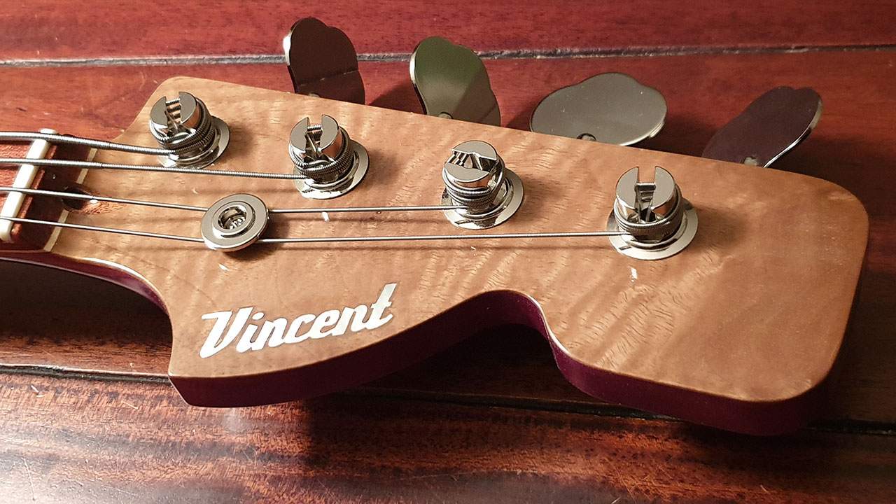 0028_headstock.jpg