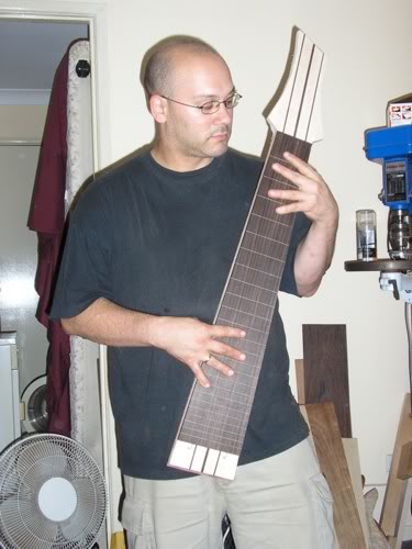 004-fl9neck.jpg