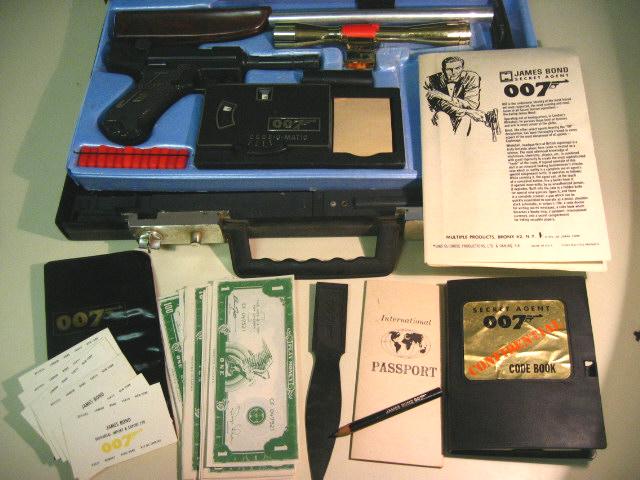 007case.jpg
