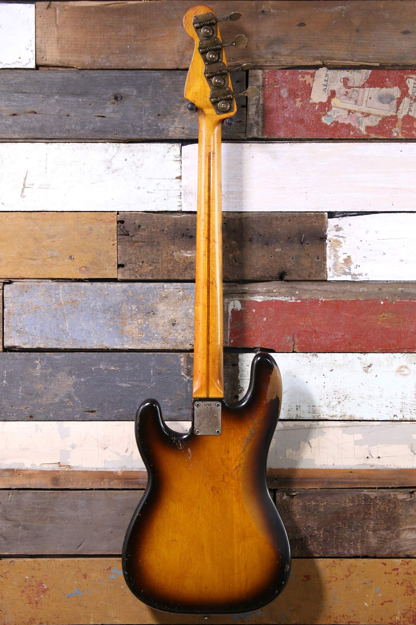 03pbass.jpg