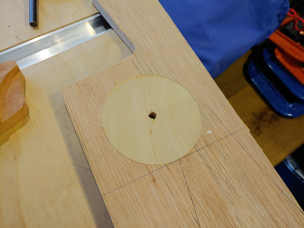 04_disc_in_template.jpg