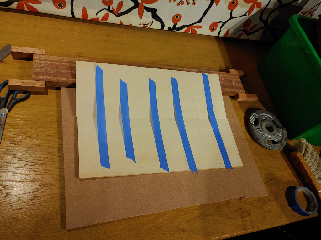 04_tape_clamp.jpg