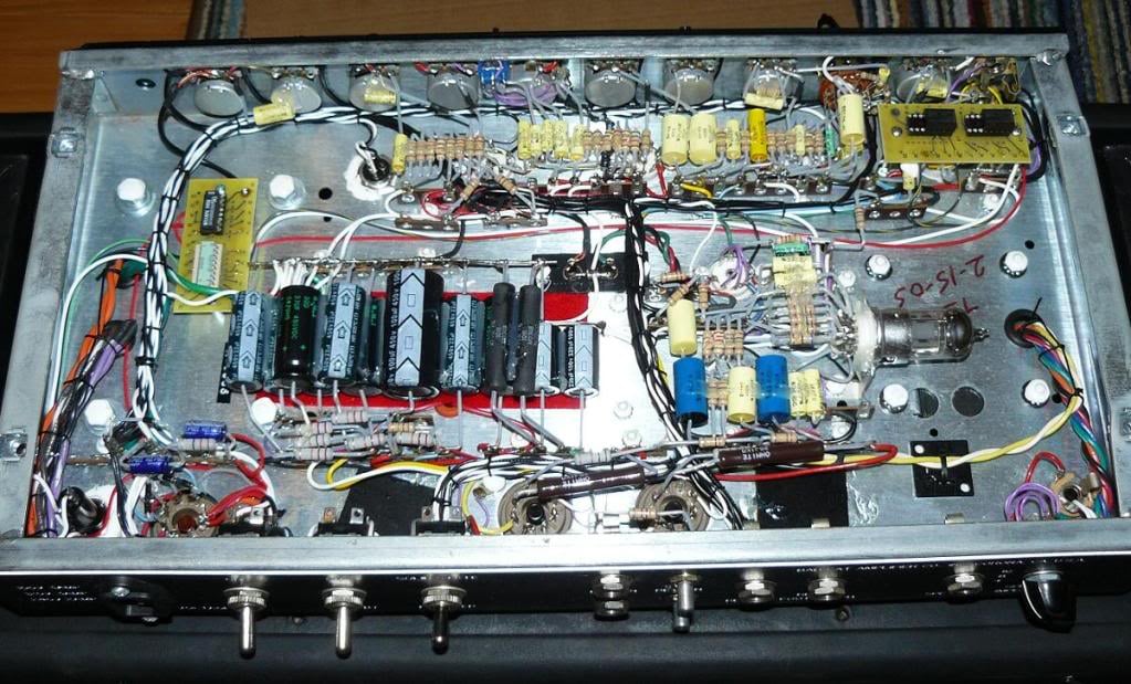 04HotCat30R-Circuitry.jpg