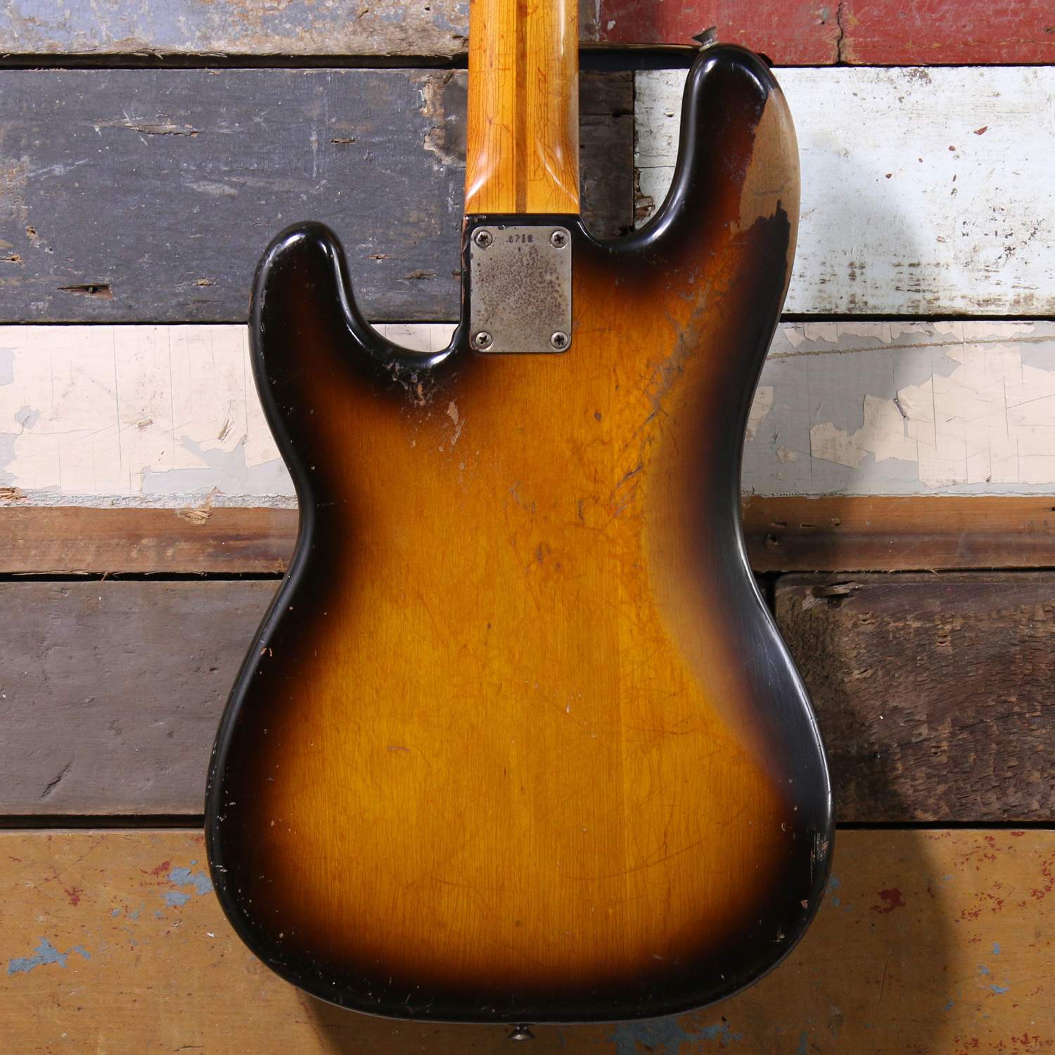 04pbass.jpg