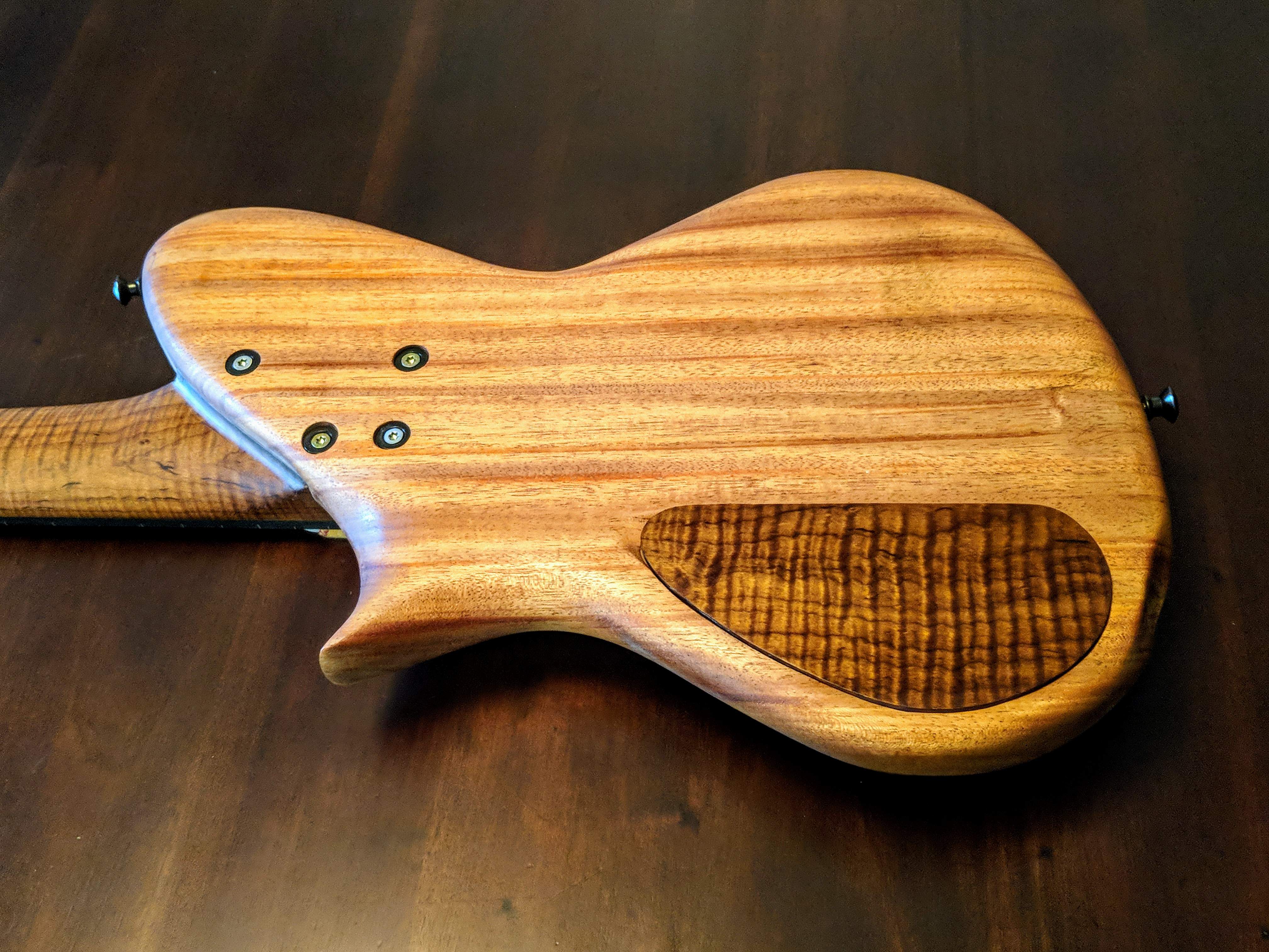 05 back body.jpg