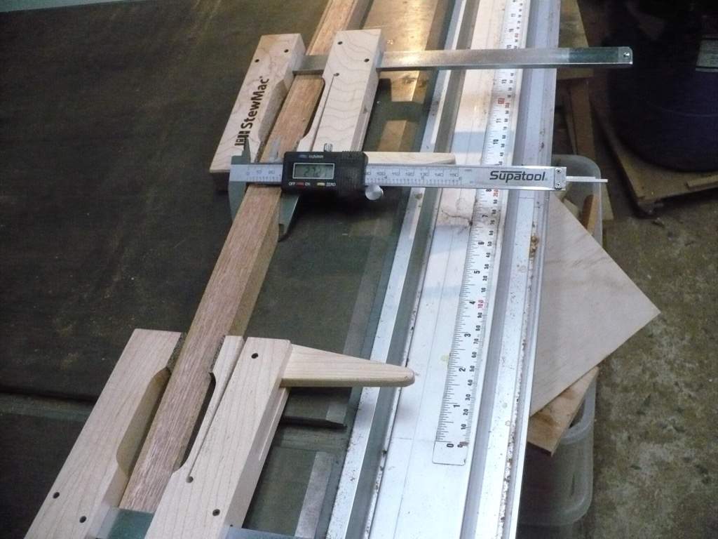 05-neck4-interior-laminates.jpg