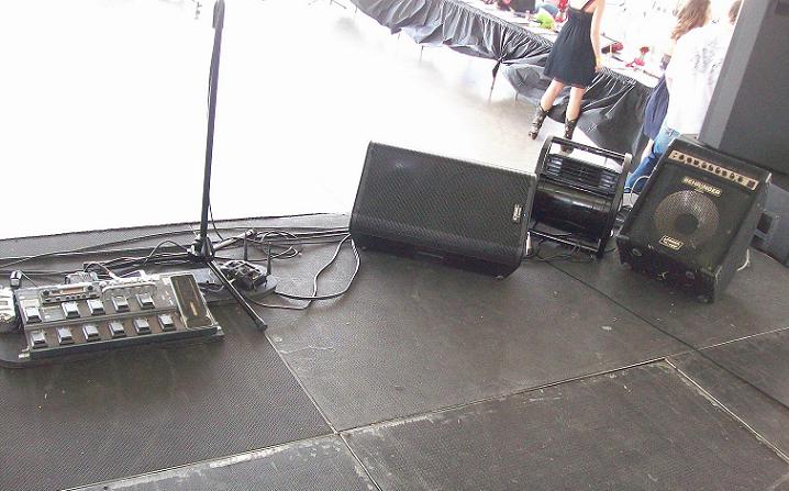 052812AMStageSetupFxd.jpg