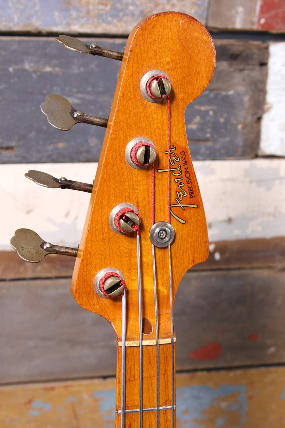 05pbass.jpg
