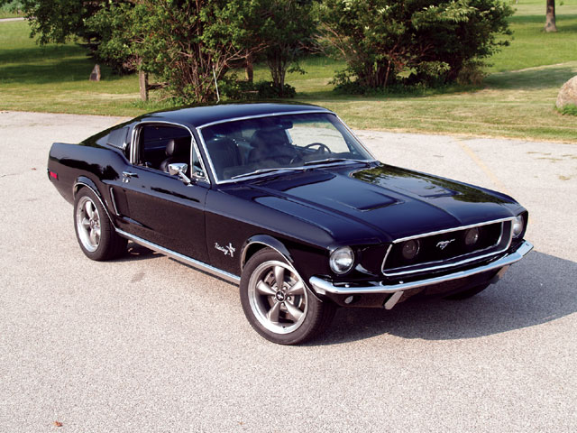 0603_mufp_09z+1968_ford_mustang_fastback+front_side.jpg