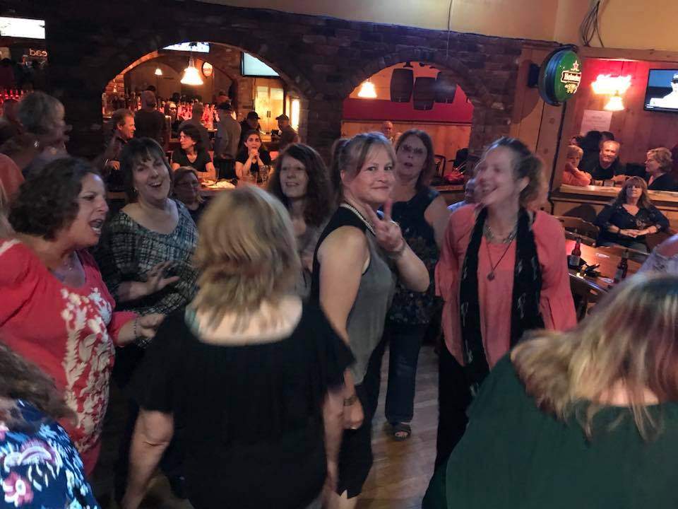 062318swpubcrowd3.jpg