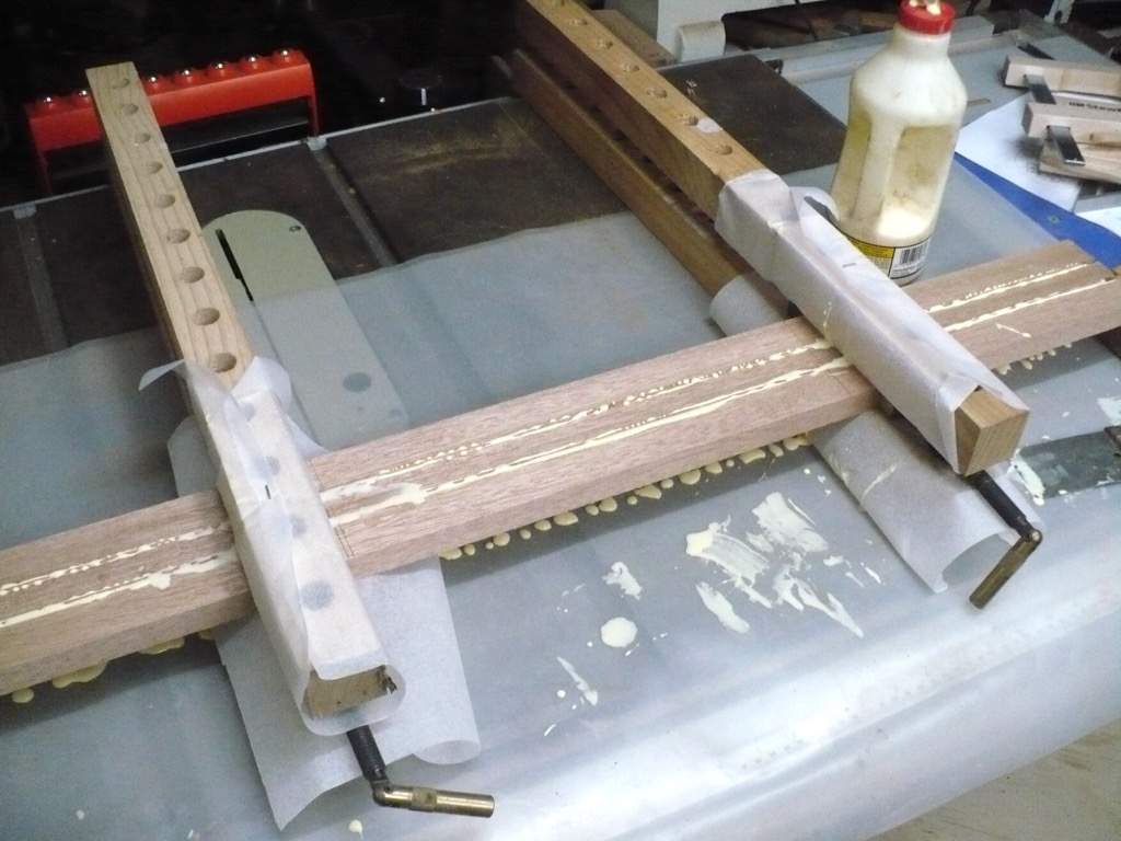 07-neck6-glue-up.jpg