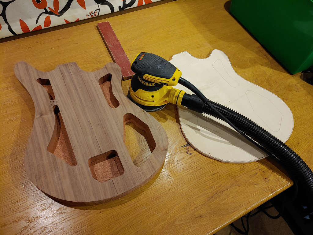 07_sanding_joint.jpg