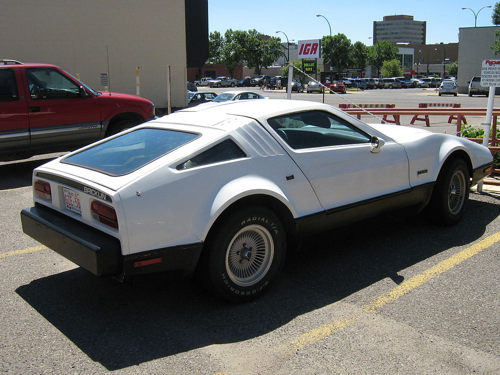 1024px-Bricklin-rear.jpg