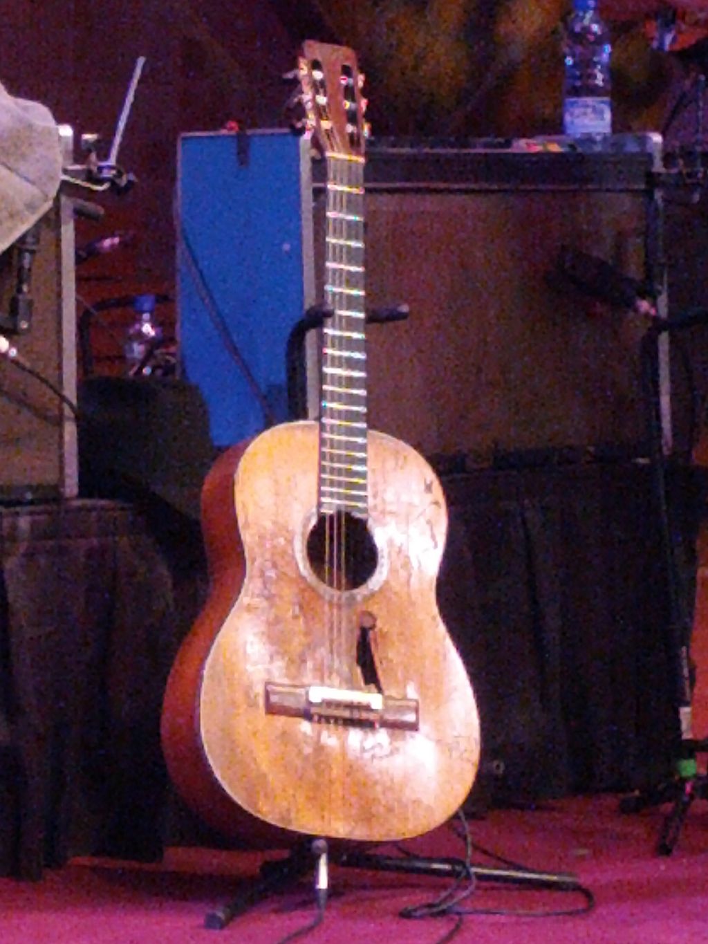1024px-Trigger_Willie_Nelson.jpg