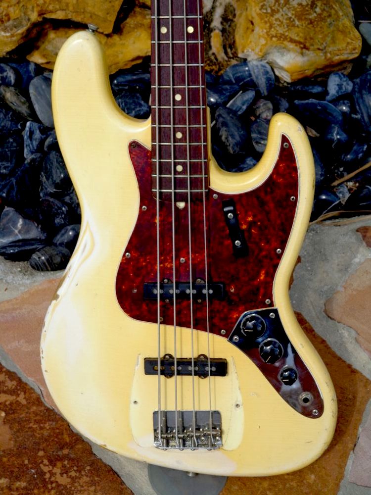 11066b.jpg