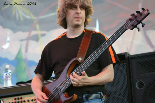 1154472529-mike_gordon.jpg