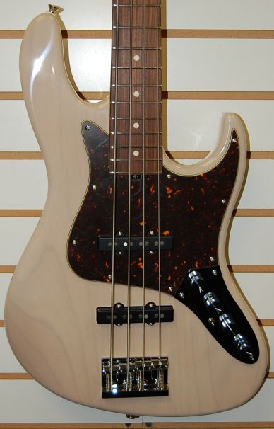 12-548.jpg