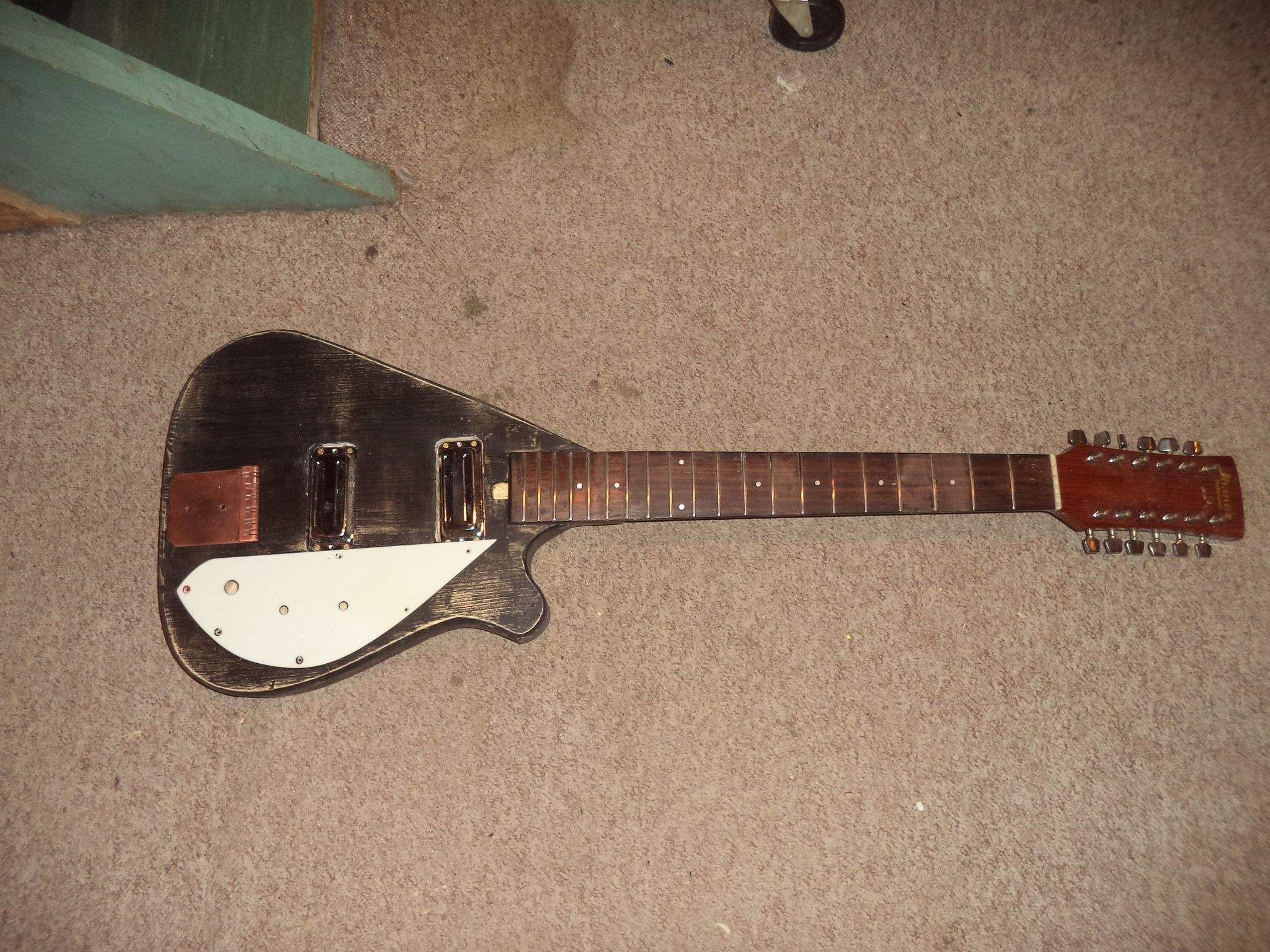 12 string 2.jpg