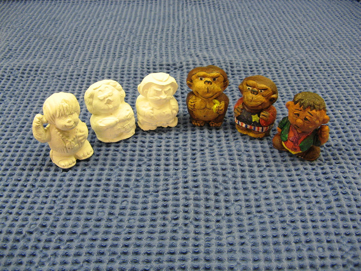 1200px-Shaker-Maker-Figures-1.jpg