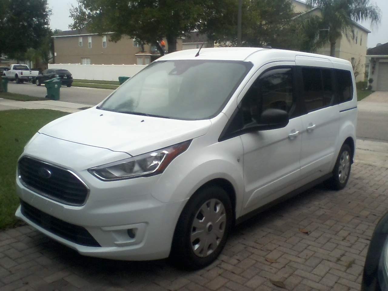 1227191309-00.jpg