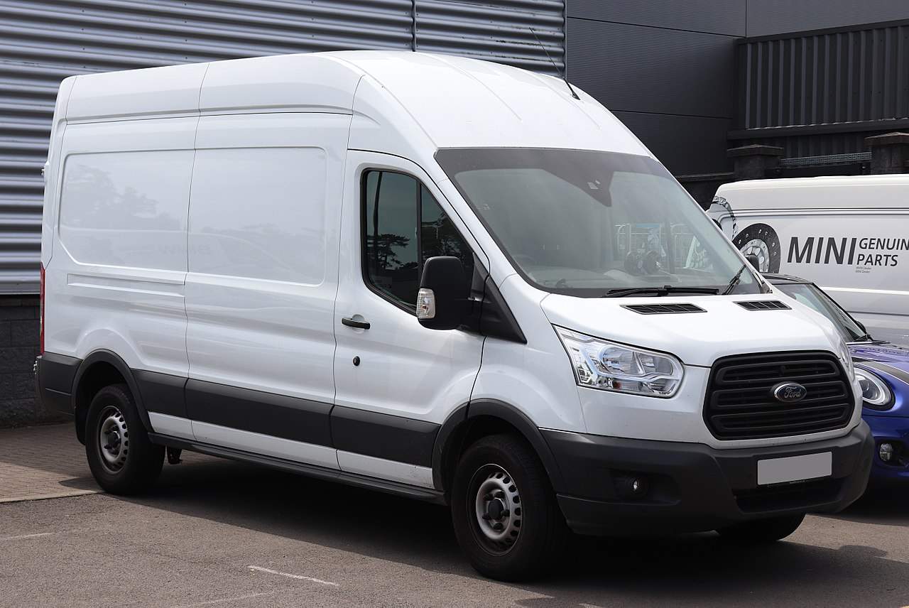 1280px-2016_Ford_Transit_350_2.2.jpg