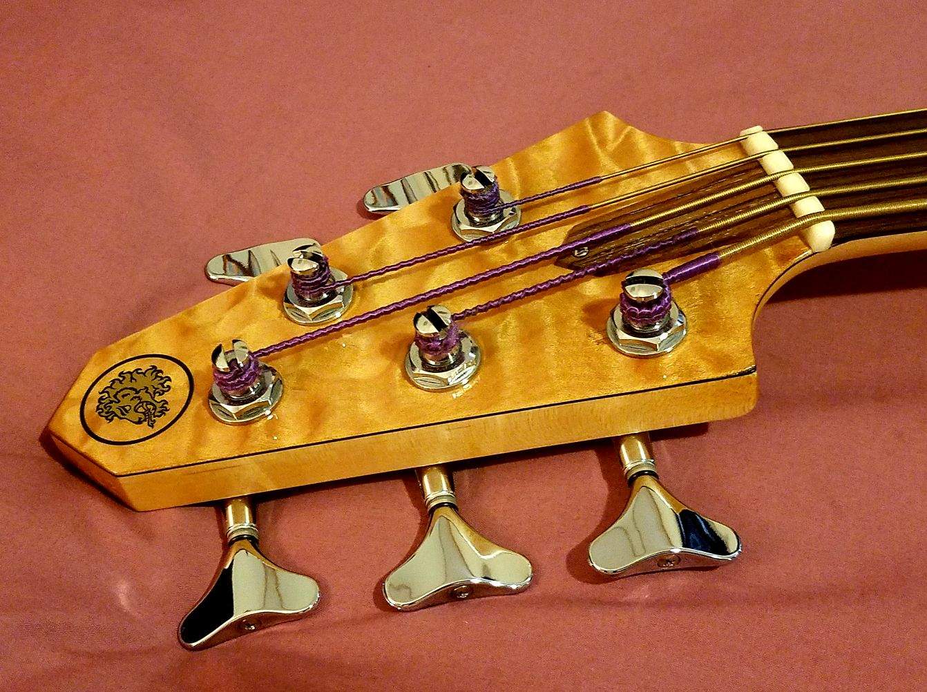 #13-3182  headstock.jpeg