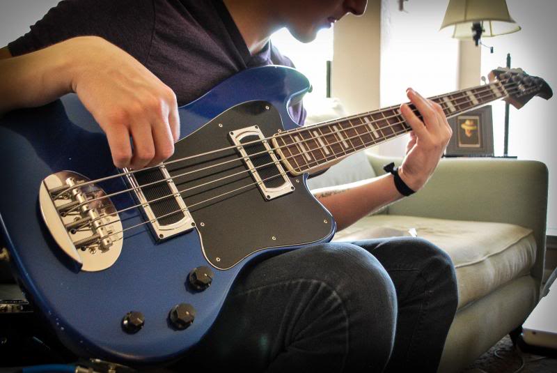 13_7Lakland_playing.jpg