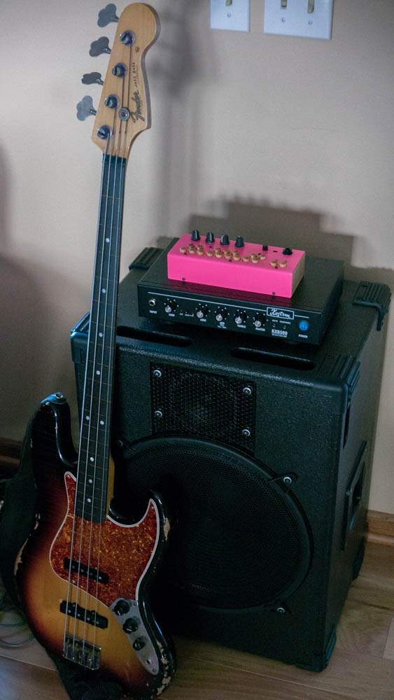 1505+fretless.jpg