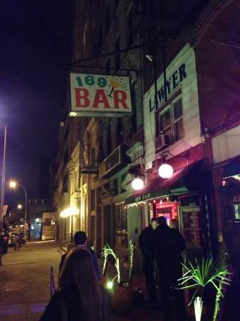 169-bar.jpg