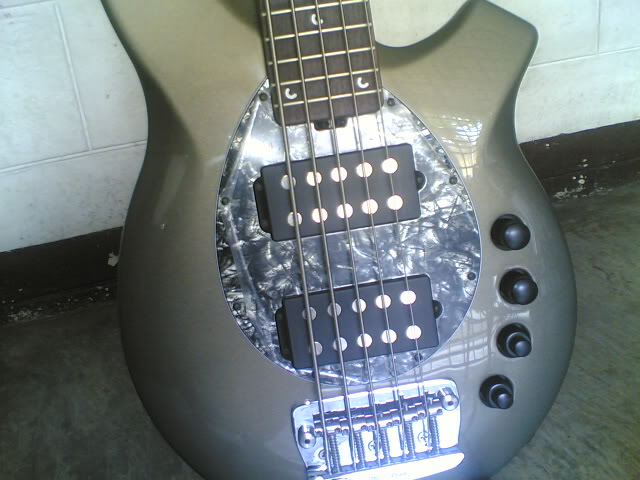 17042006002.jpg