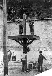 170px-Prisoners_whipped.jpg