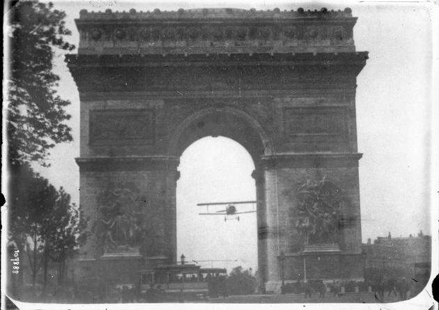 1919.jpg