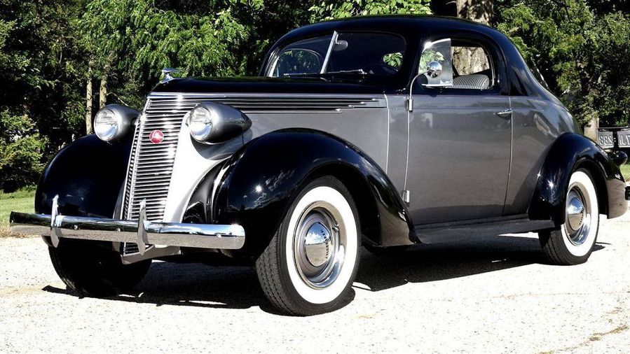 1937StudebakerDictator_01_1000.jpg