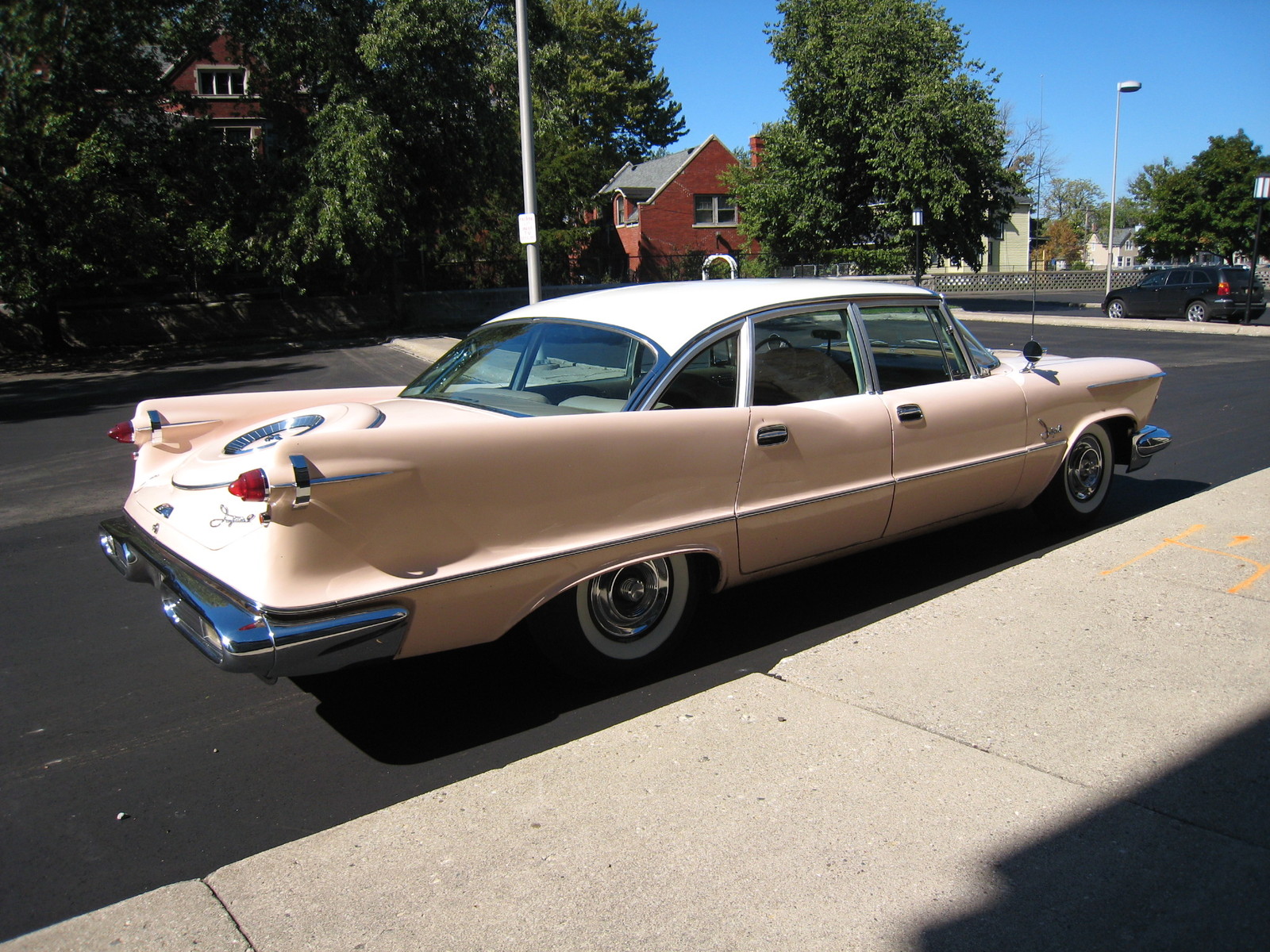 1958ImperialSedan05.jpg