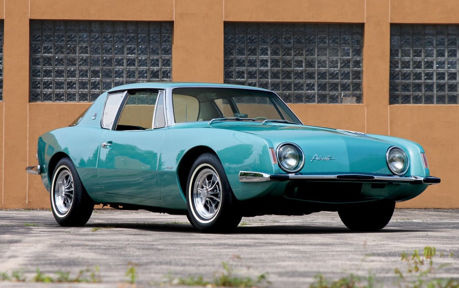 1963-studebaker-avanti-r2-front.jpg