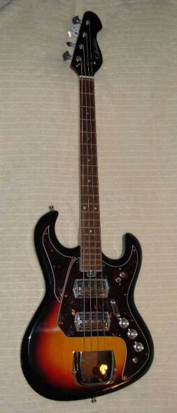 1968-69_Silvertone_Bass.jpg