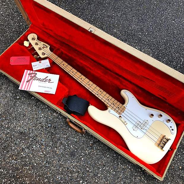 1982 Precision Special Bass2.jpg