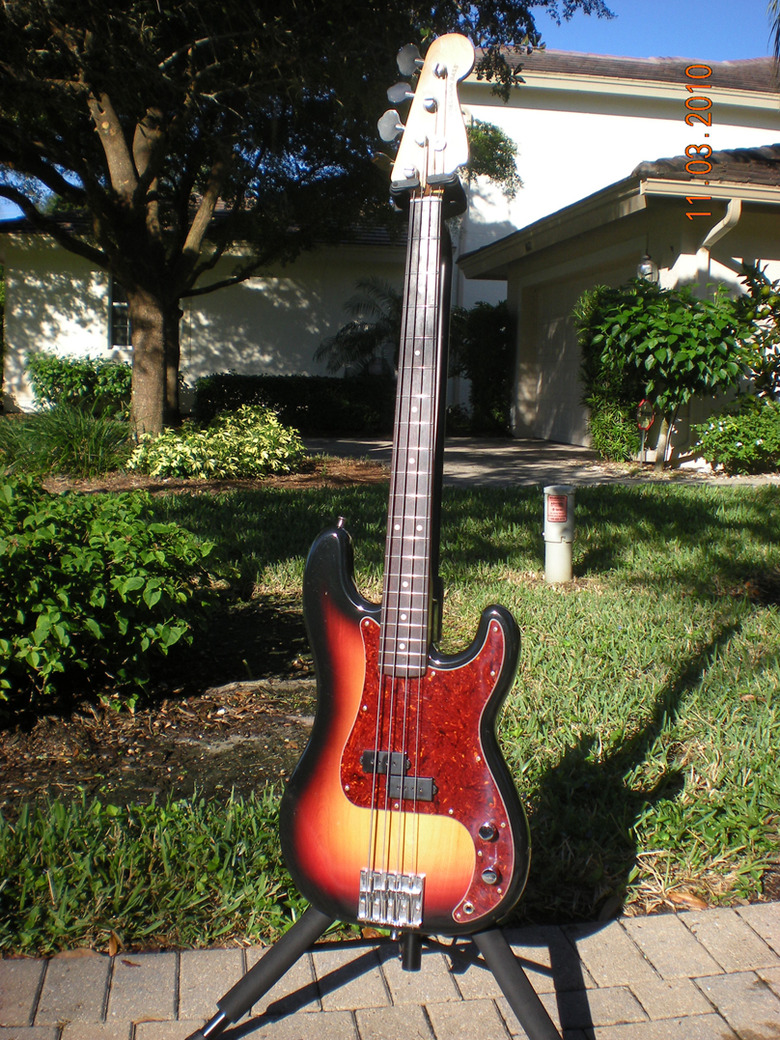 1983SquierPrecision.jpg