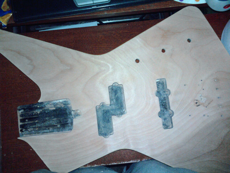 2010-11-27_stripped.jpg