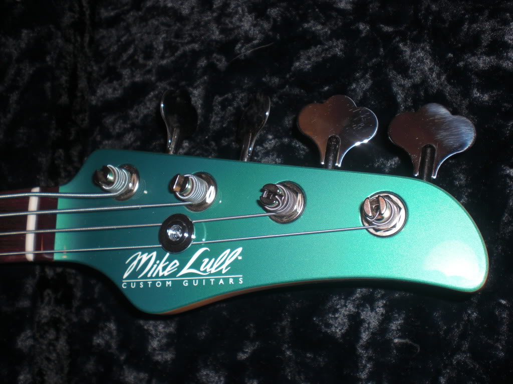 2011MikeLullM4V001.jpg