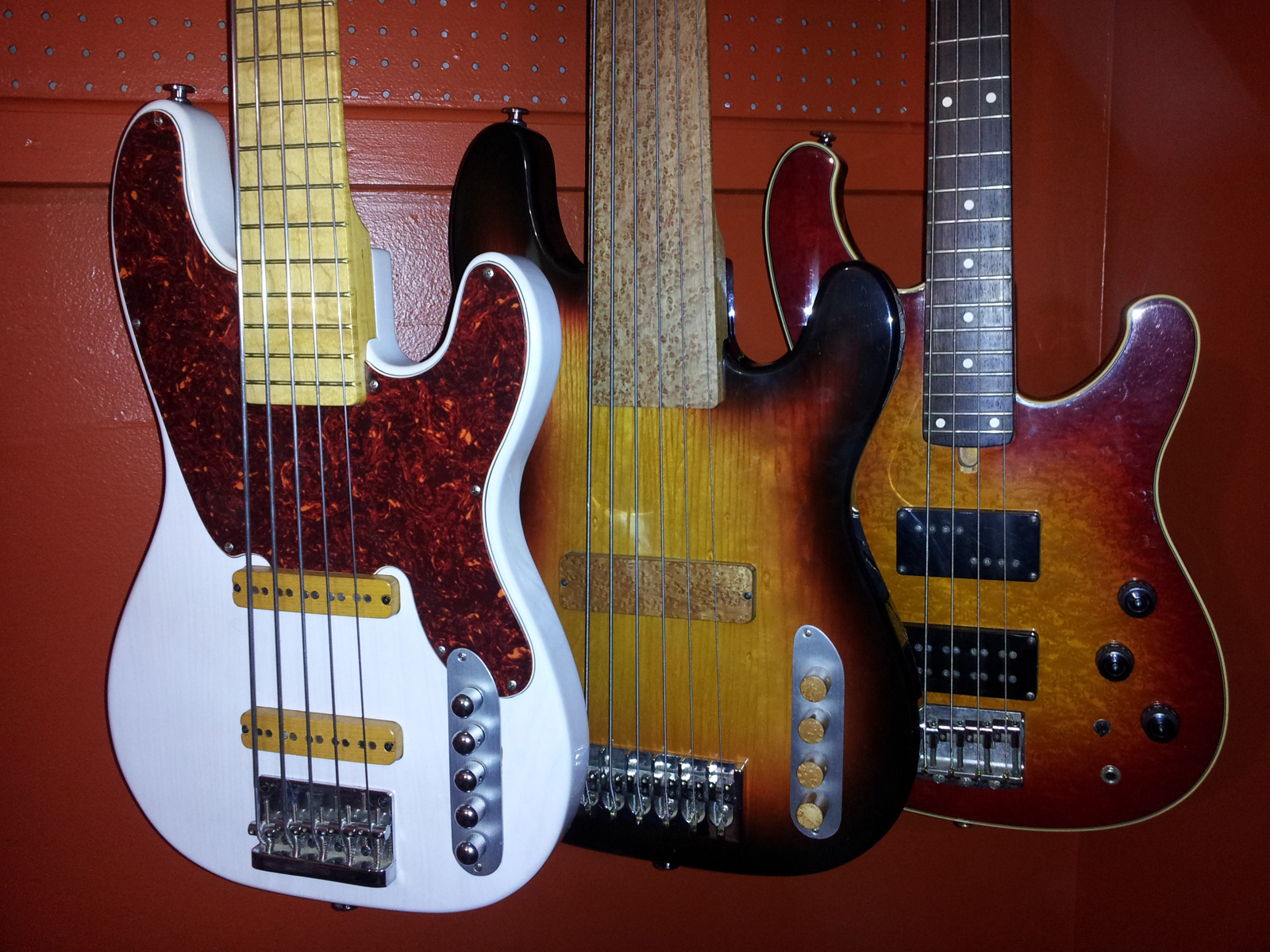 20120407_testing_the_wallhangers.jpg