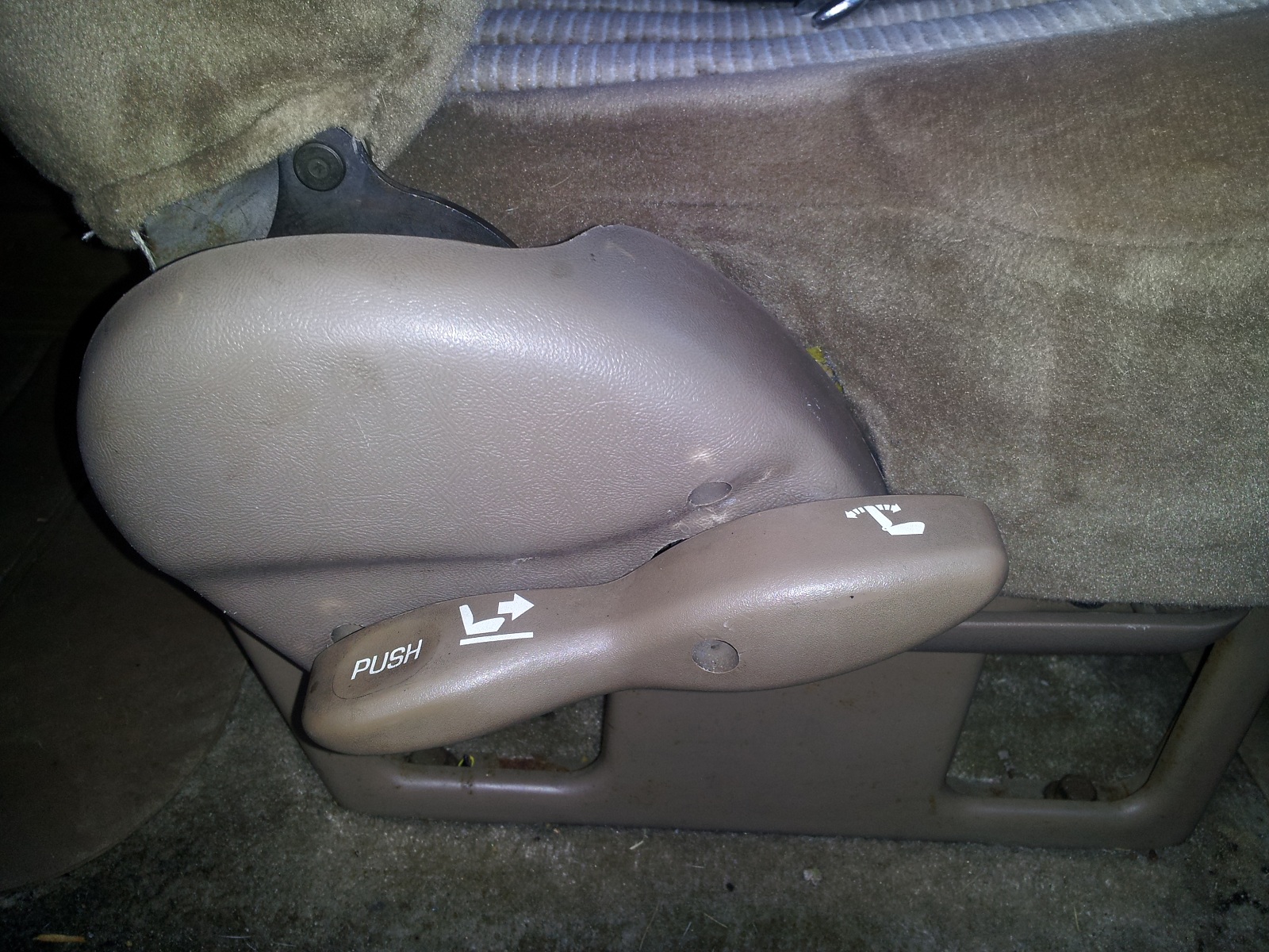 20121208_seat-01.jpg