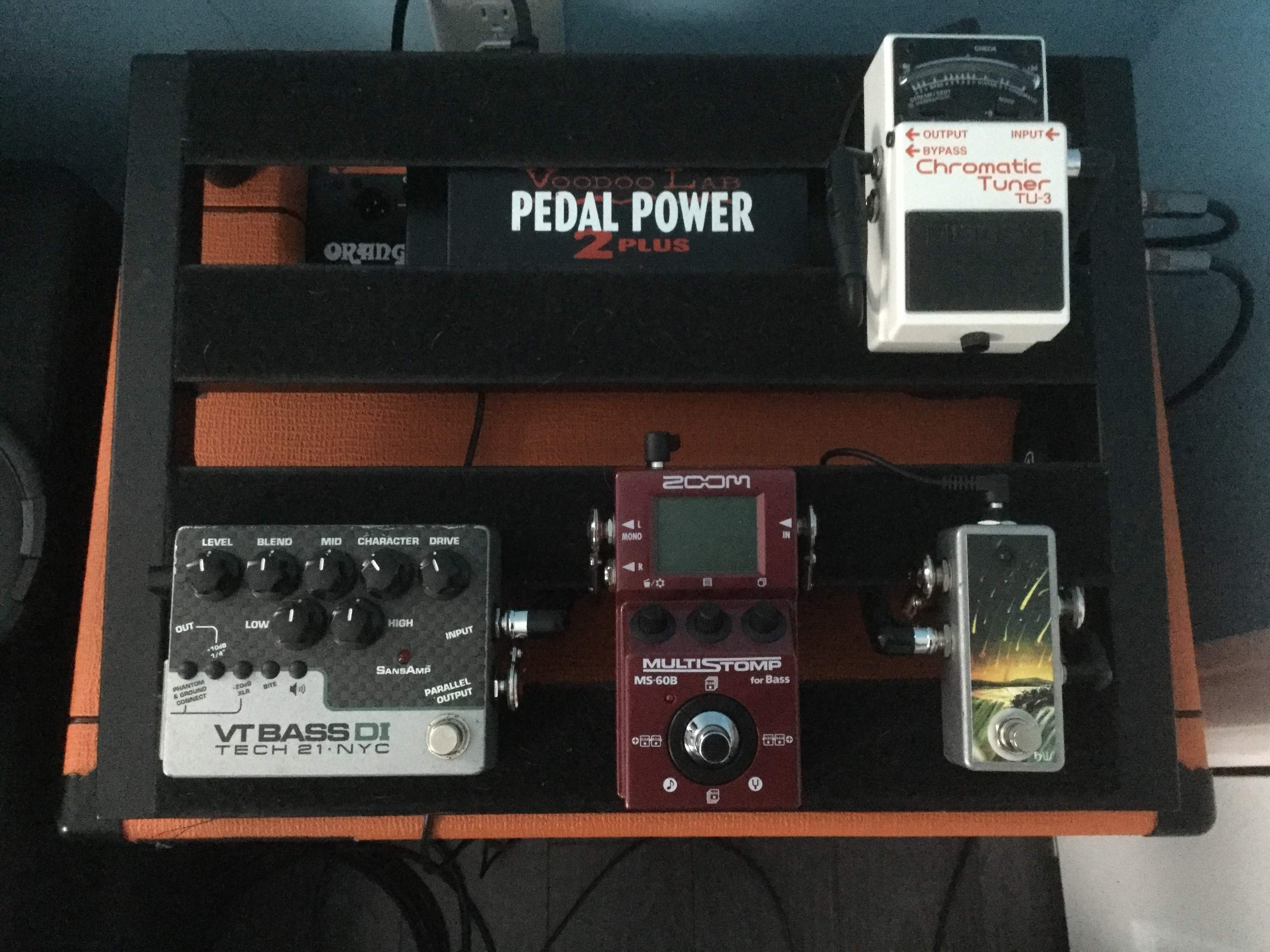 2020PEDALBOARD.jpeg