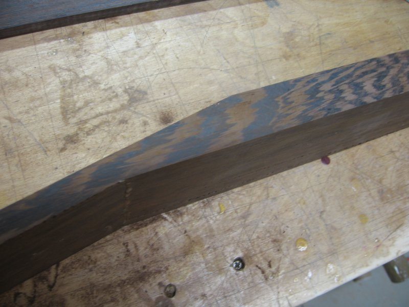 2100h-008.jpg