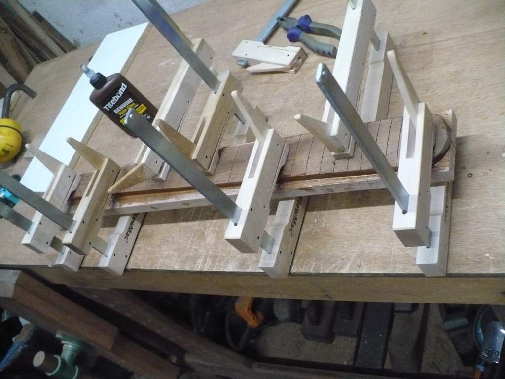 21c-fretboard.jpg