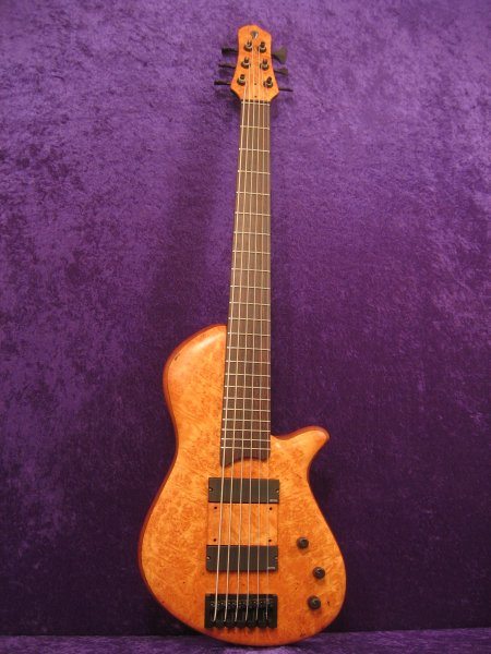 2200b-001.jpg