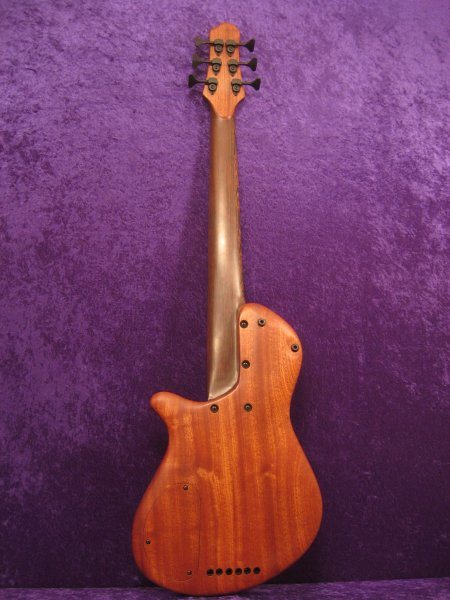 2200b-005.jpg