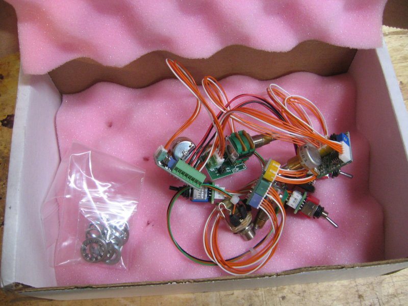 2200u-006.jpg