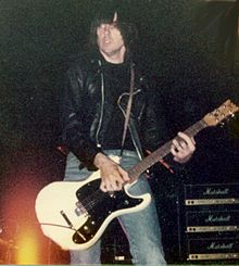 220px-Johnny_Ramone_1983_c.jpg